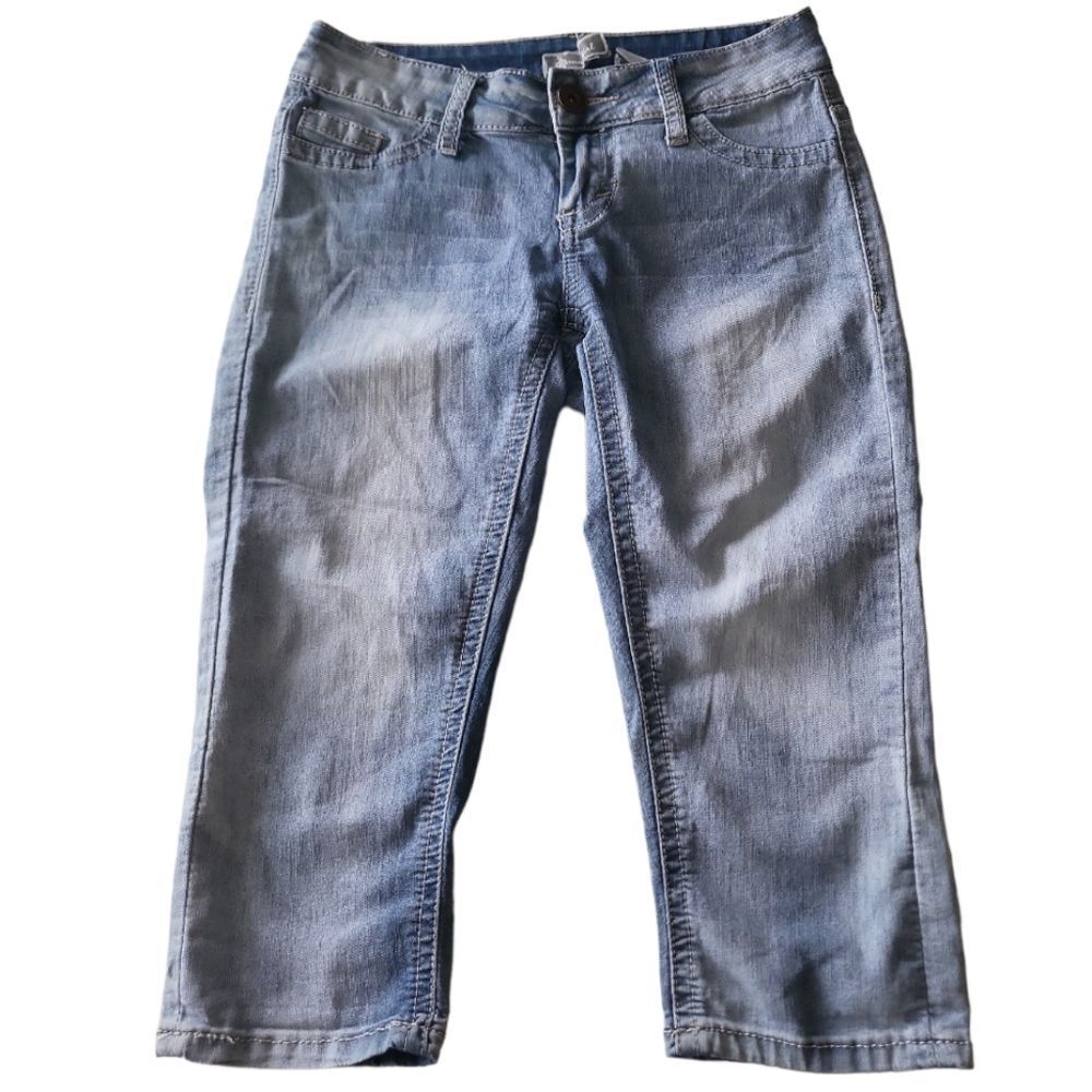 SOUNDGIRL‎ Blue Whitewash Capri Stretch Jeans Size 1